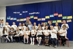 d9686979-7d25-448a-8b10-059df032c2ff