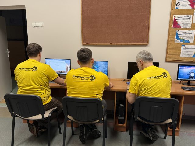 Pracownia komputerowa zyskała nowe życie dzięki Fundacja MEDIAEXPERT „Włącz się”